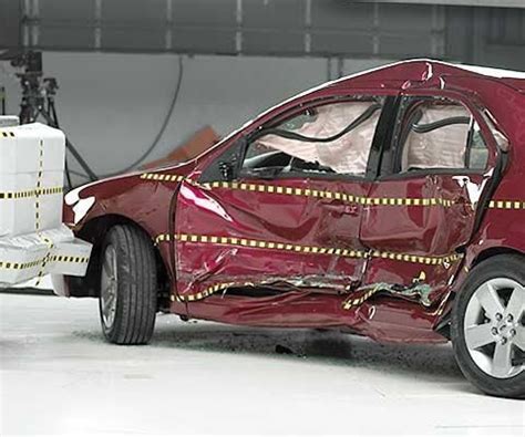 rear impact test 2011 ford fusion|2010 ford fusion iihs.